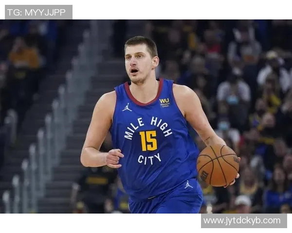 勇士惨败掘金！约基奇26+9+9库明加拉胯，巴特勒16+3，格林三分爆发