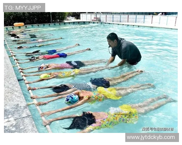 蝶泳比赛规则解析与技巧掌握从起跳到触壁全程详解